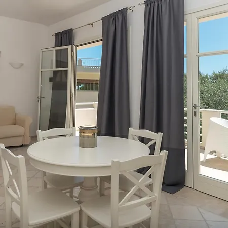 Baia Dei Mergoli Hotel
