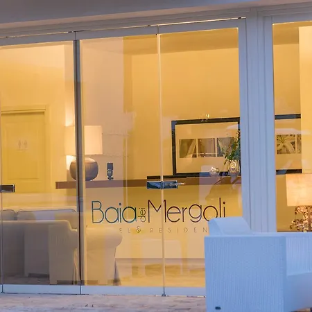 Baia Dei Mergoli 3* ماتيناتا